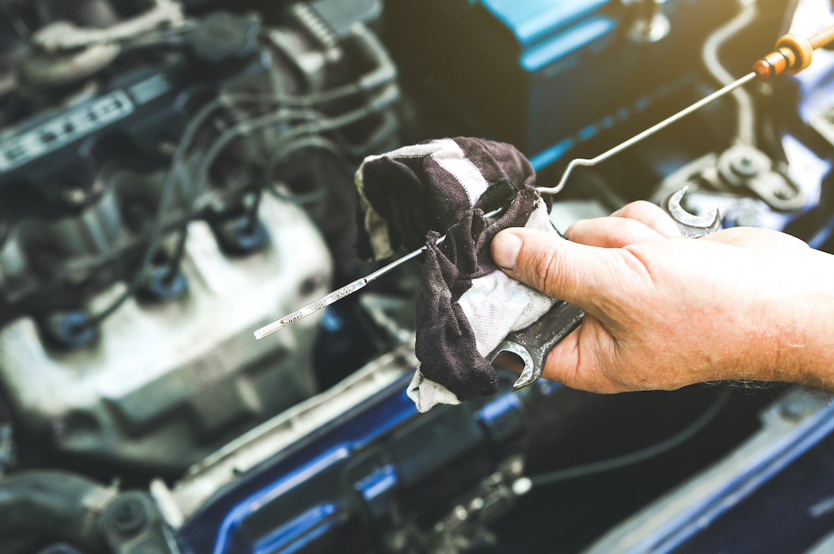 Will an Oil Change Stop My Car from Overheating? | Ron's ...